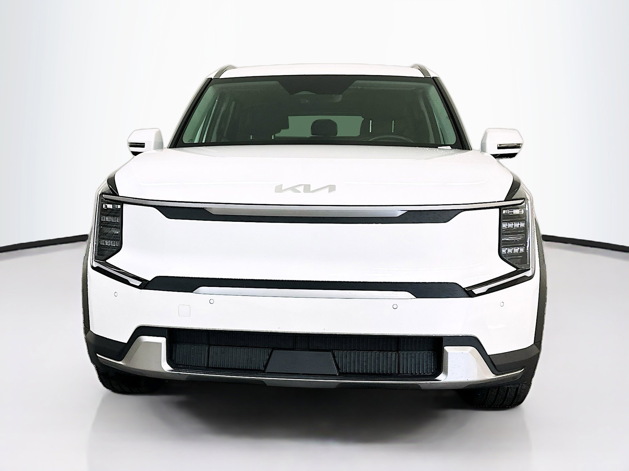 Used 2024 Kia EV9 Wind image 2