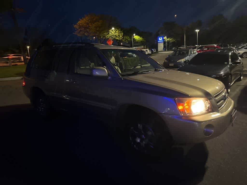 Used 2004 Toyota Highlander 4WD V6 image 10