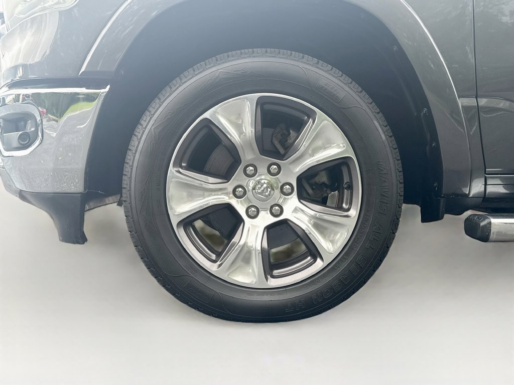 Used 2021 RAM 1500 Laramie AWD/4WD image 34
