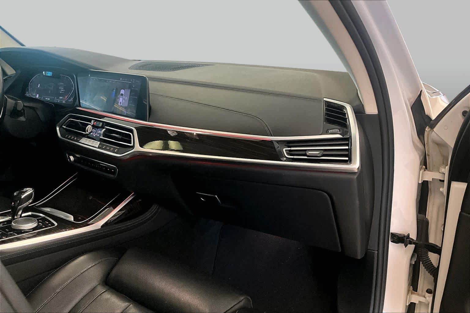 Used 2020 BMW X7 xDrive40i w/ Premium Package AWD/4WD image 17