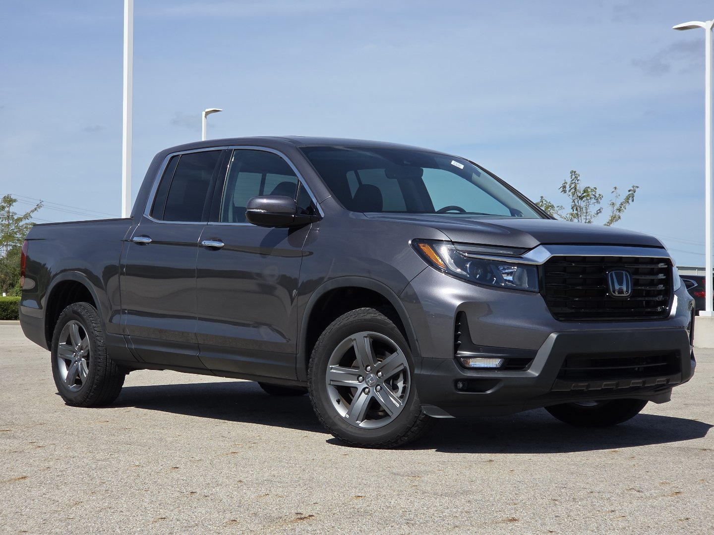 Used 2023 Honda Ridgeline RTL-E image 2