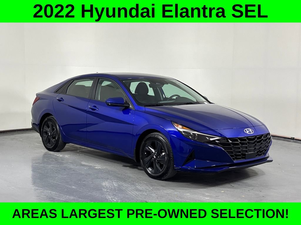Used 2022 Hyundai Elantra SEL w/ Convenience Package image 2