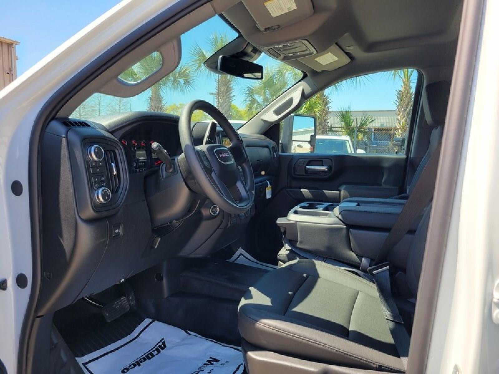 New 2026 GMC Sierra 2500 Pro w/ 1SA Pro Safety Plus Package AWD/4WD image 19