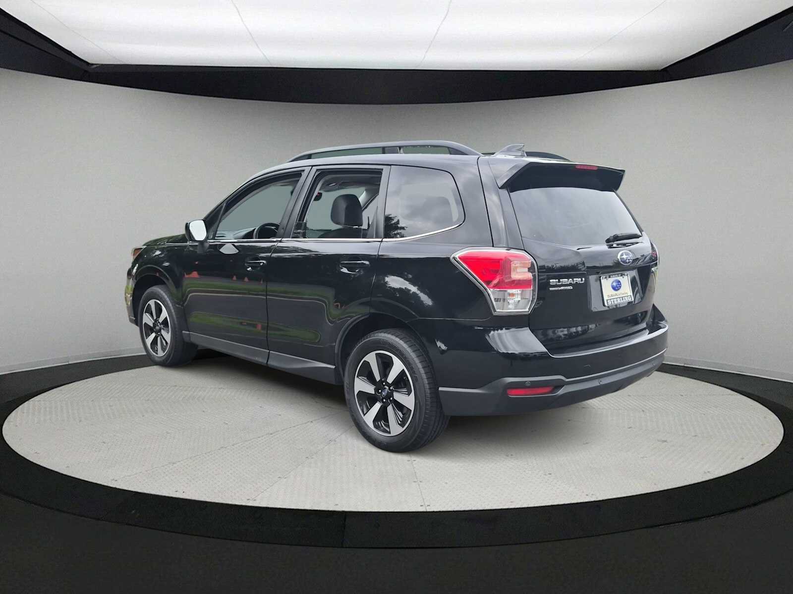Used 2018 Subaru Forester 2.5i Limited AWD/4WD image 6