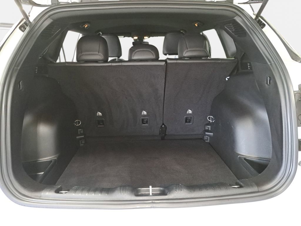 Certified 2025 Jeep Compass Limited AWD/4WD image 13