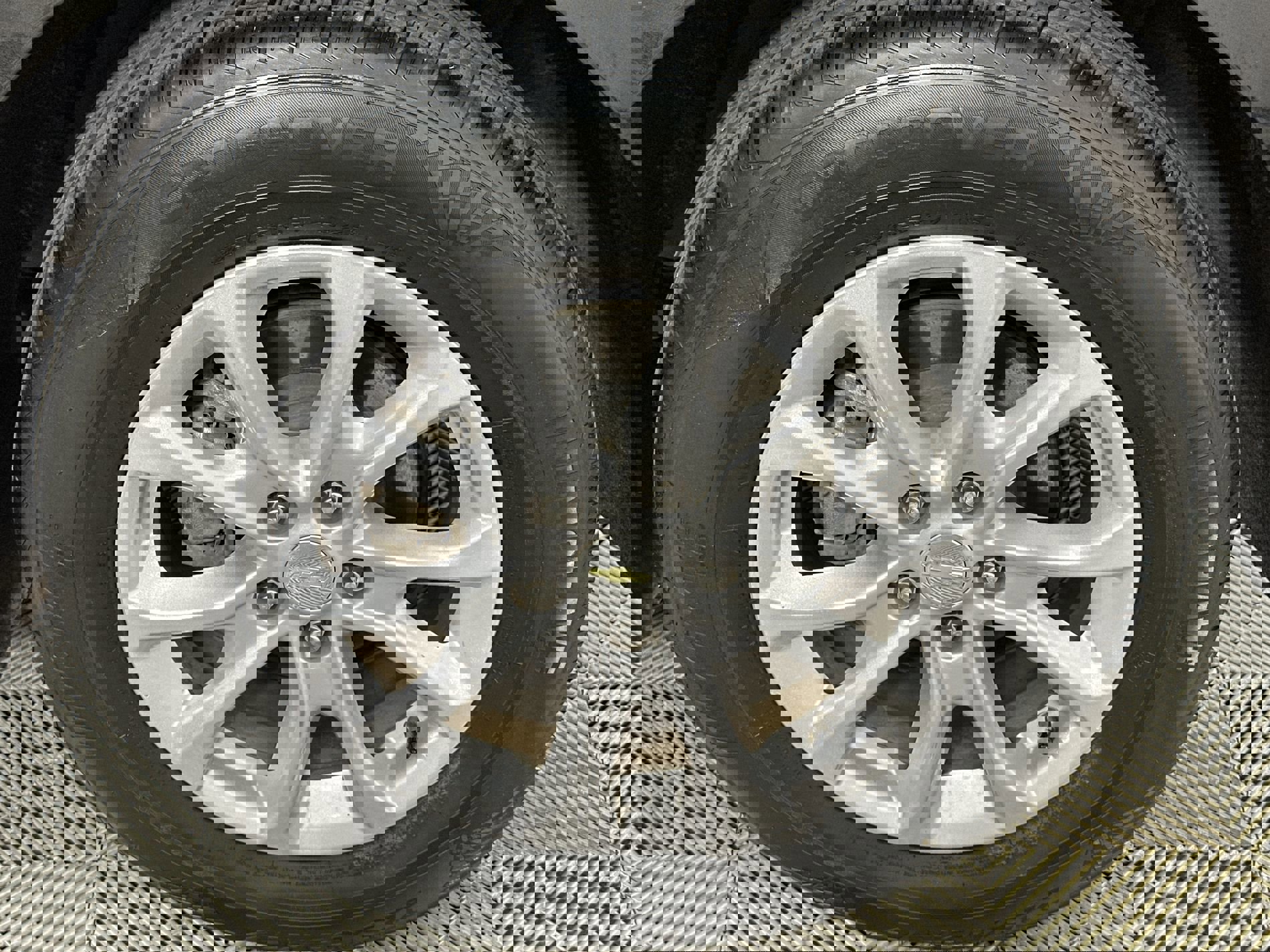 Used 2020 Chevrolet Equinox LT image 70