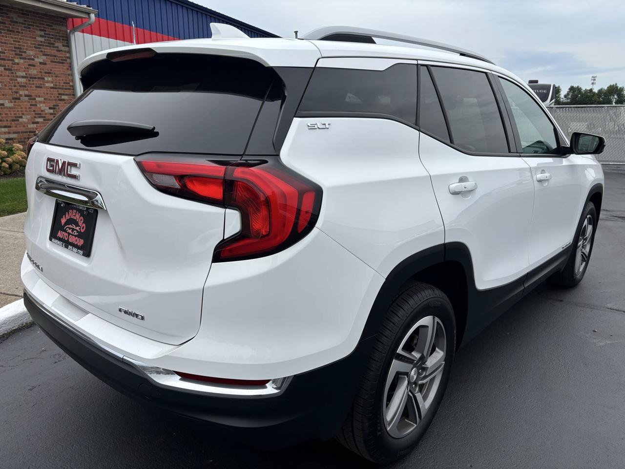 Used 2019 GMC Terrain SLT w/ Preferred Package AWD/4WD image 3