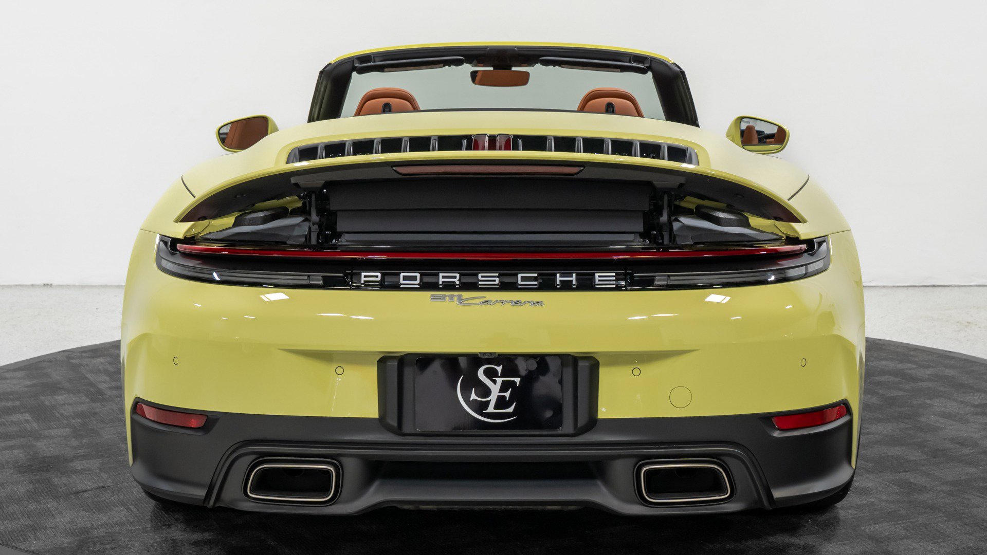 Used 2025 Porsche 911 Carrera image 7