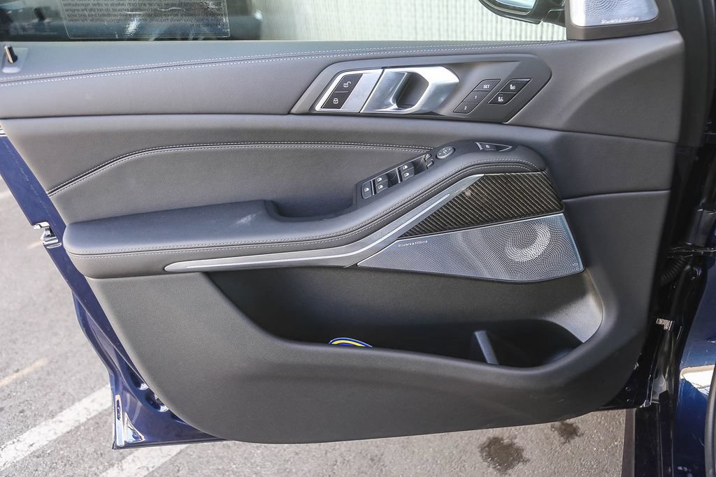 Used 2026 BMW X5 M60i AWD/4WD image 17