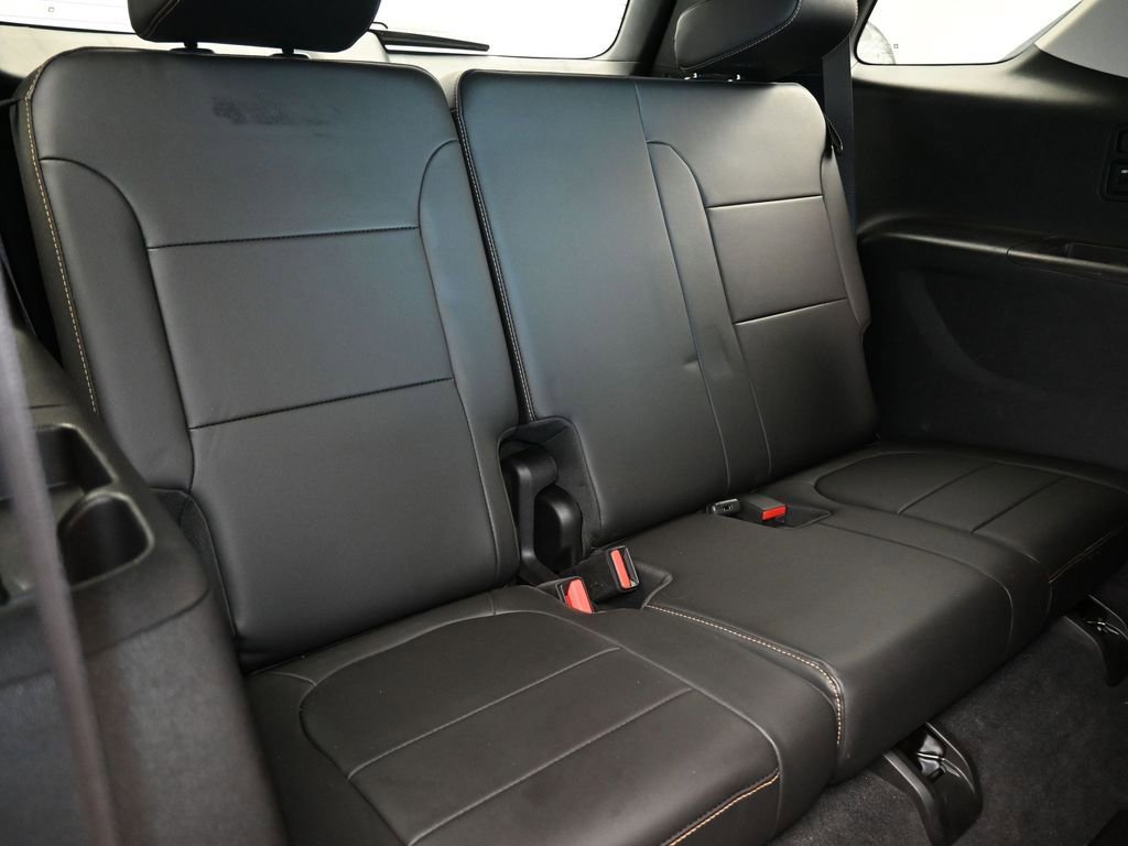 Used 2020 Chevrolet Traverse LT w/ LT Premium Package image 51
