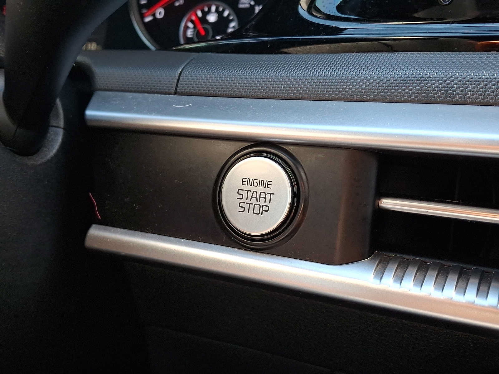 Used 2022 Kia K5 GT-Line FWD image 29