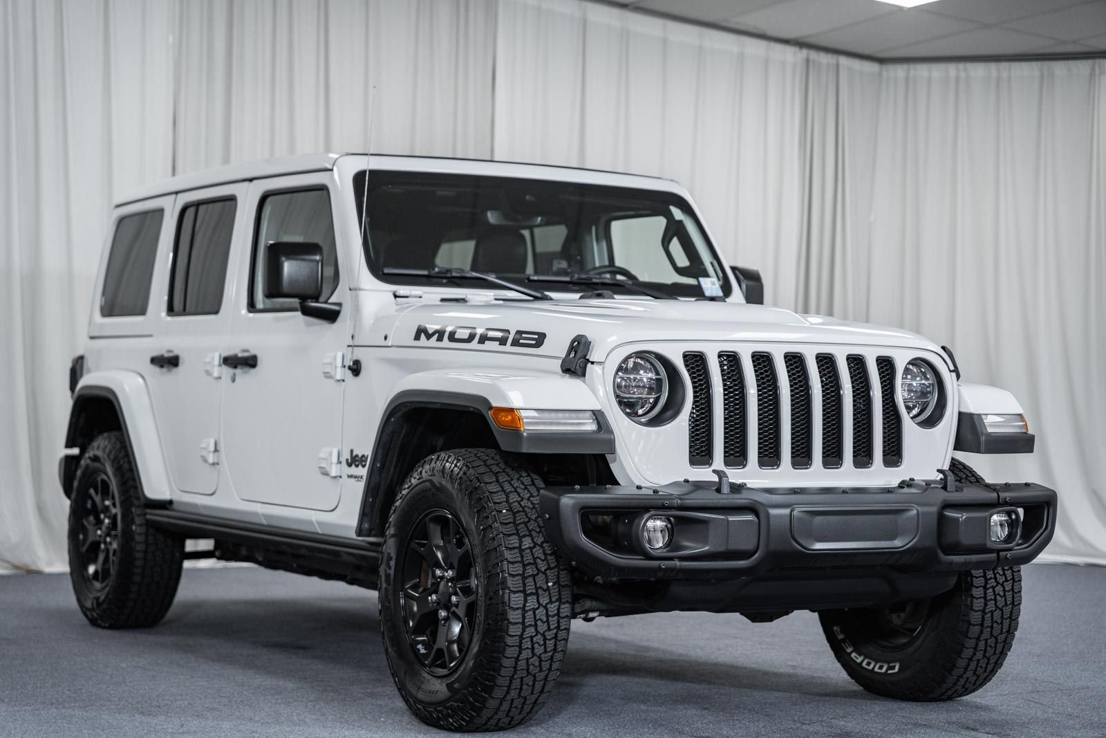 Used 2019 Jeep Wrangler Unlimited Sahara w/ Quick Order Package 24M Moab