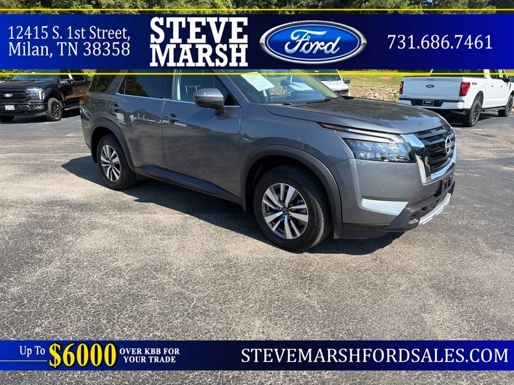 Used 2025 Nissan Pathfinder SL