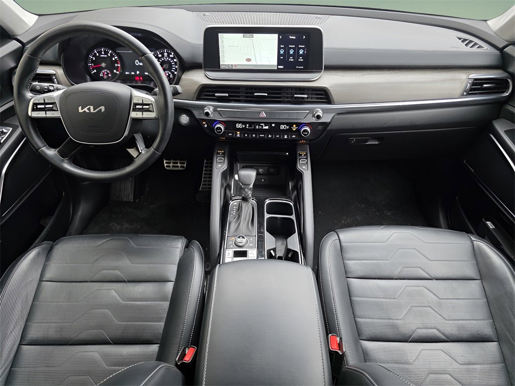 Used 2022 Kia Telluride SX w/ SX Prestige Package image 24