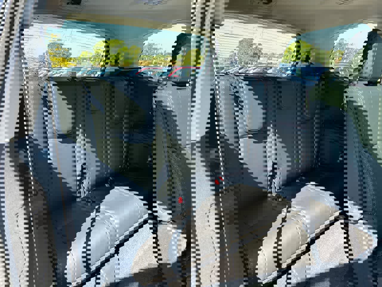 New 2025 Subaru Ascent Limited image 27