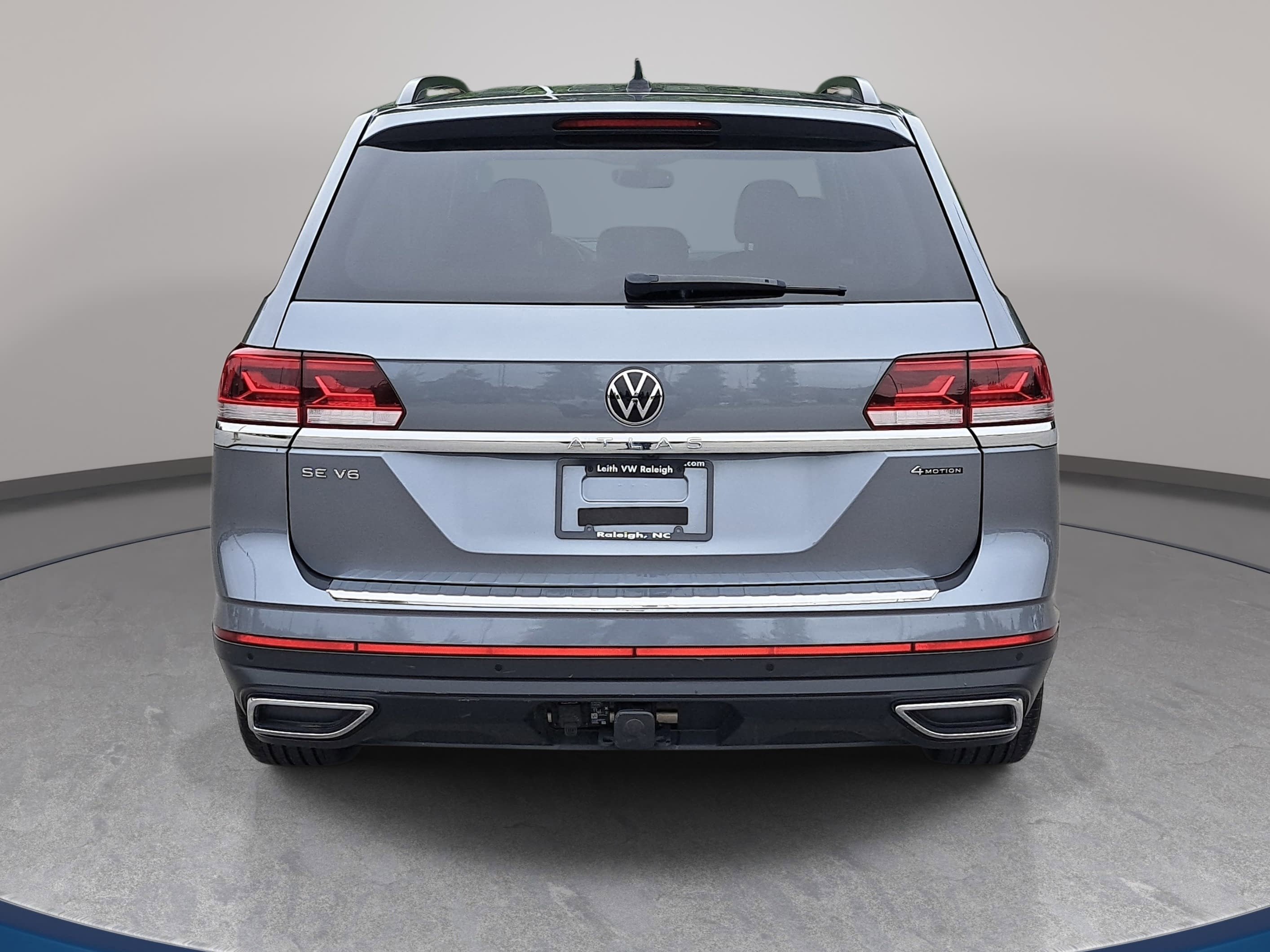 Certified 2023 Volkswagen Atlas SE w/ Black Wheel Package AWD/4WD image 6