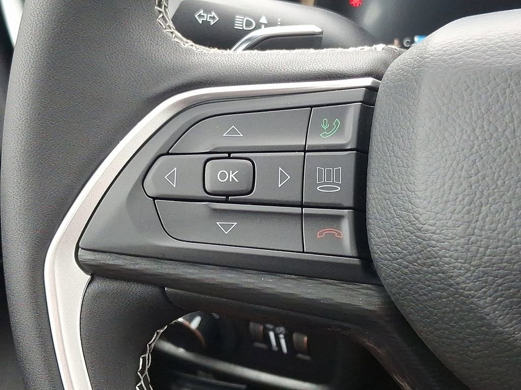 New 2025 Jeep Grand Cherokee Laredo X image 19