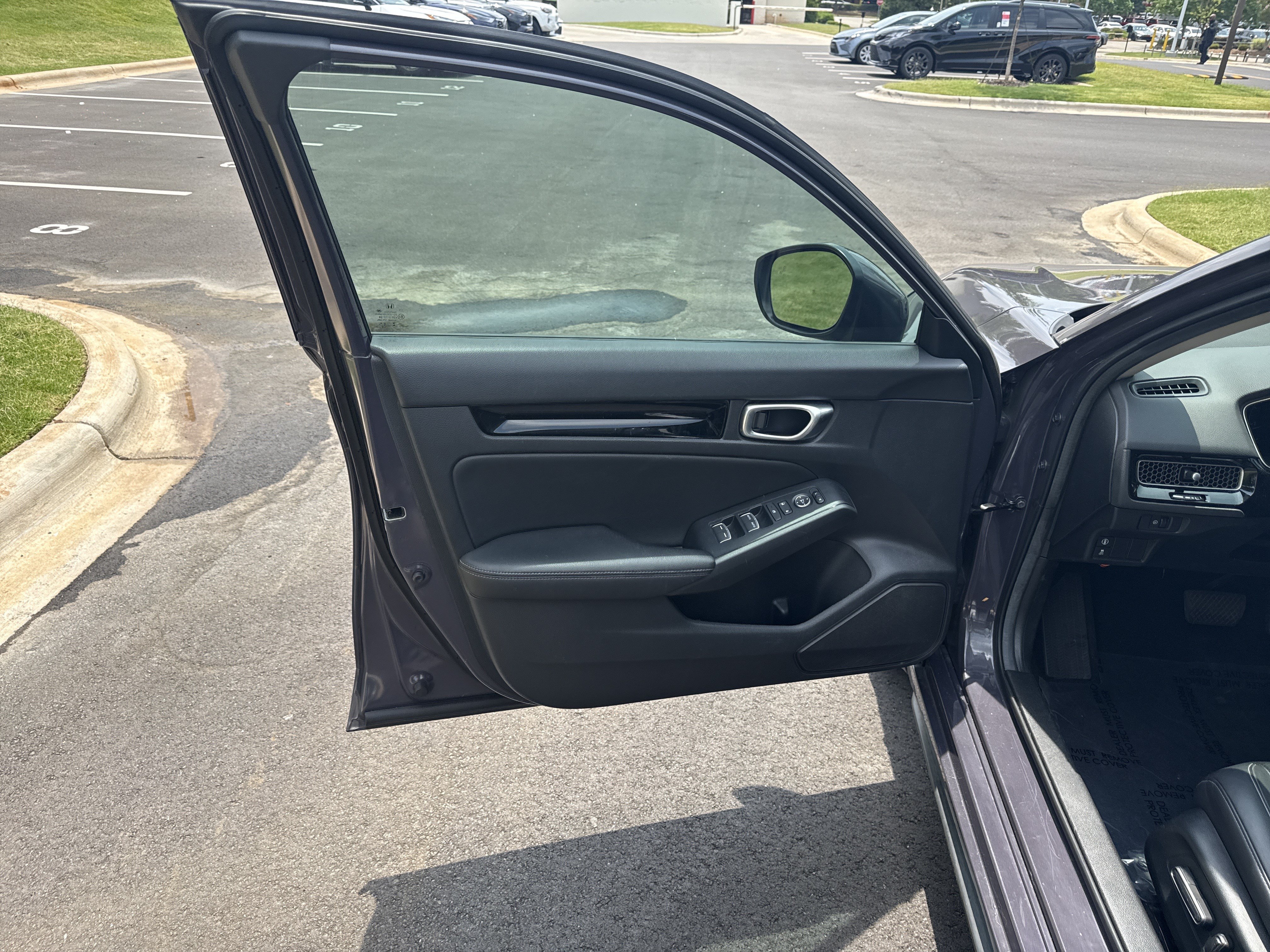 Used 2024 Honda Civic EX-L image 14