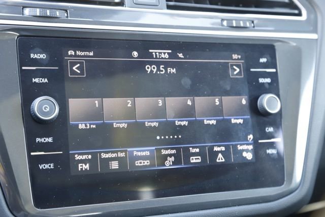 Used 2022 Volkswagen Tiguan SE image 26