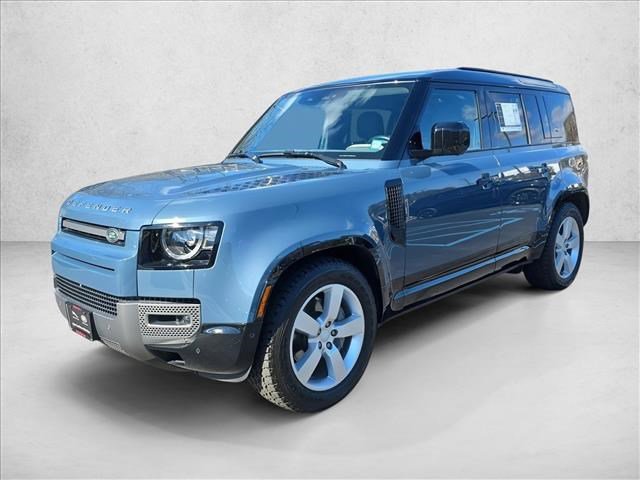 Used 2024 Land Rover Defender 110 X-Dynamic SE image 1