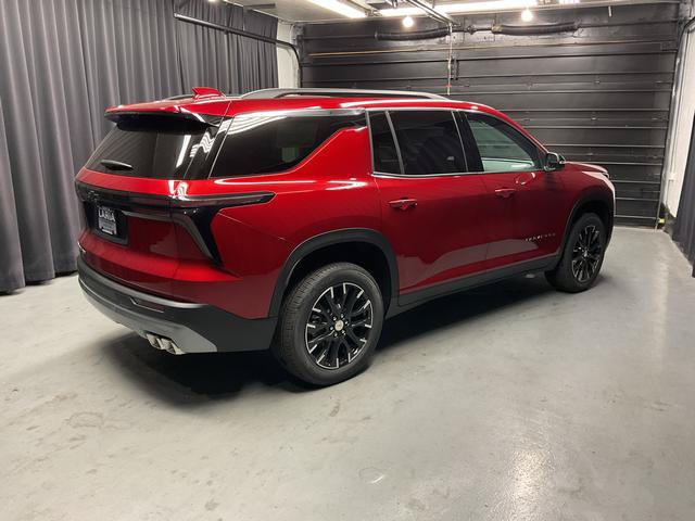 New 2026 Chevrolet Traverse LT w/ Sun and Wheel Package AWD/4WD image 8