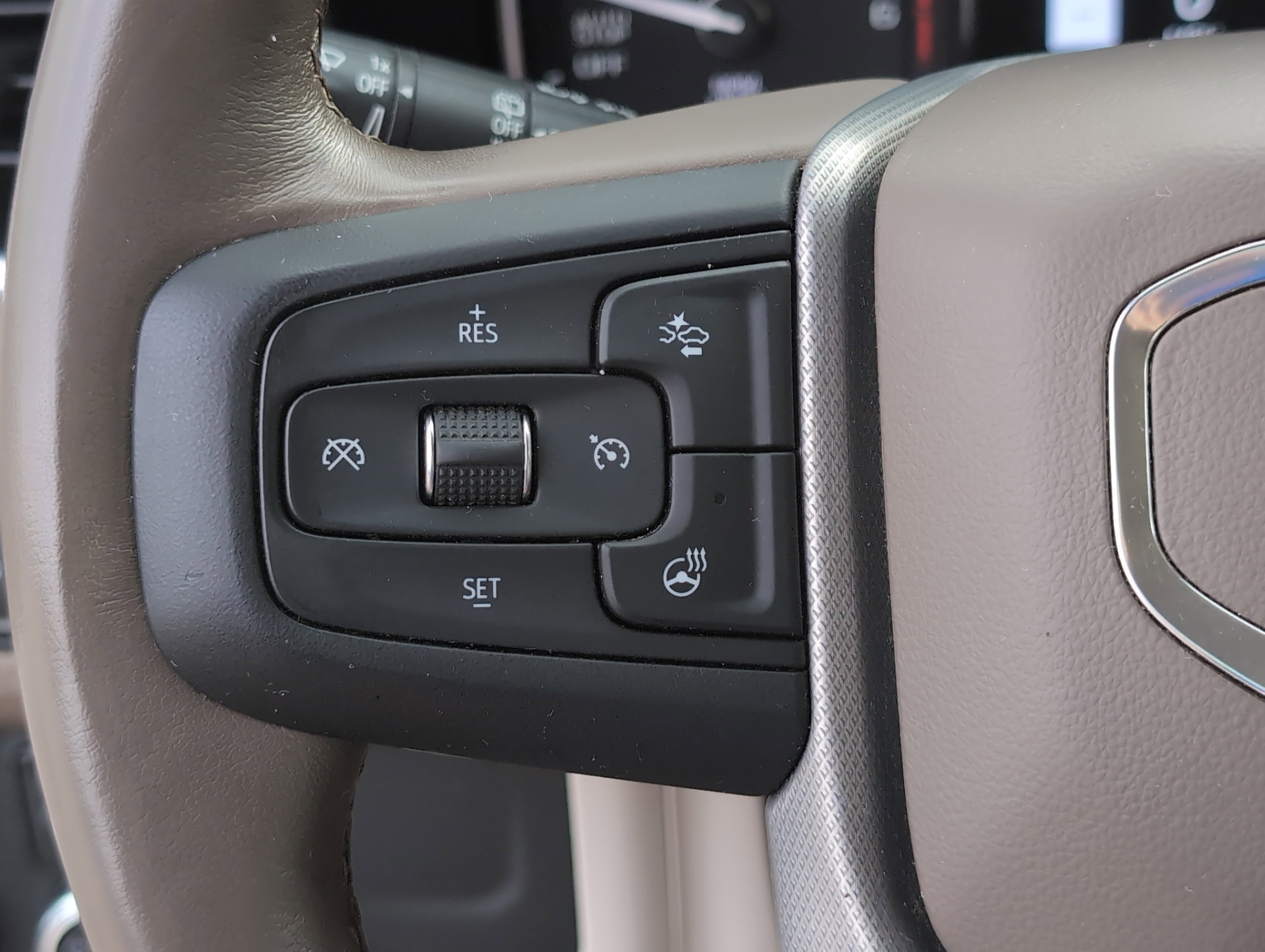 Used 2021 GMC Yukon Denali image 22