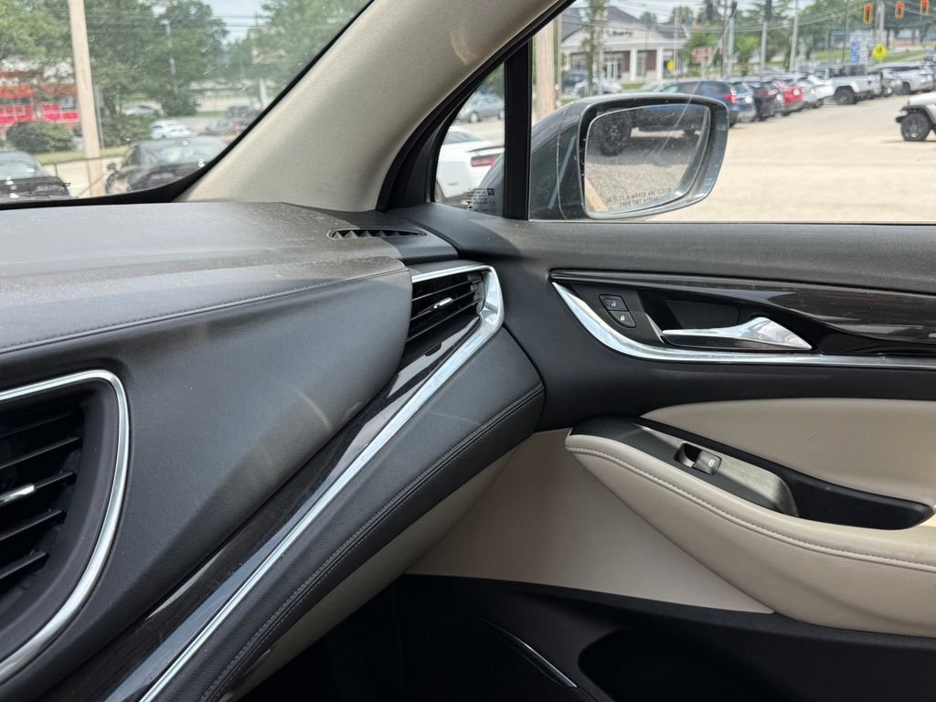 Used 2019 Buick Enclave Essence FWD image 22