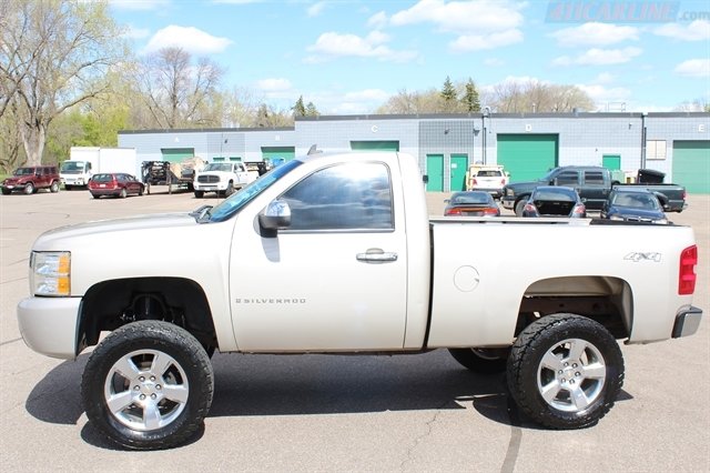 Used 2008 Chevrolet Silverado 1500 W/T w/ Towing Package AWD/4WD image 6