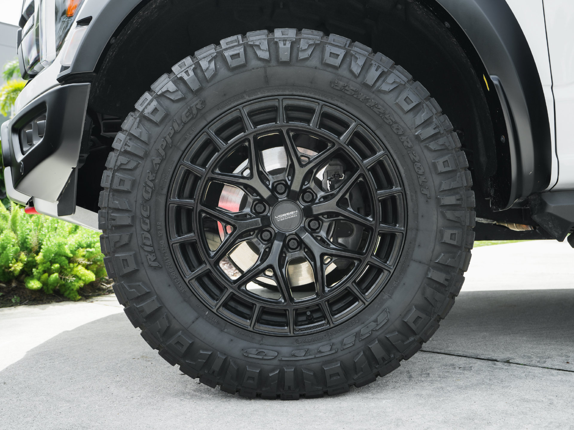 Used 2025 Ford F150 Raptor AWD/4WD image 34
