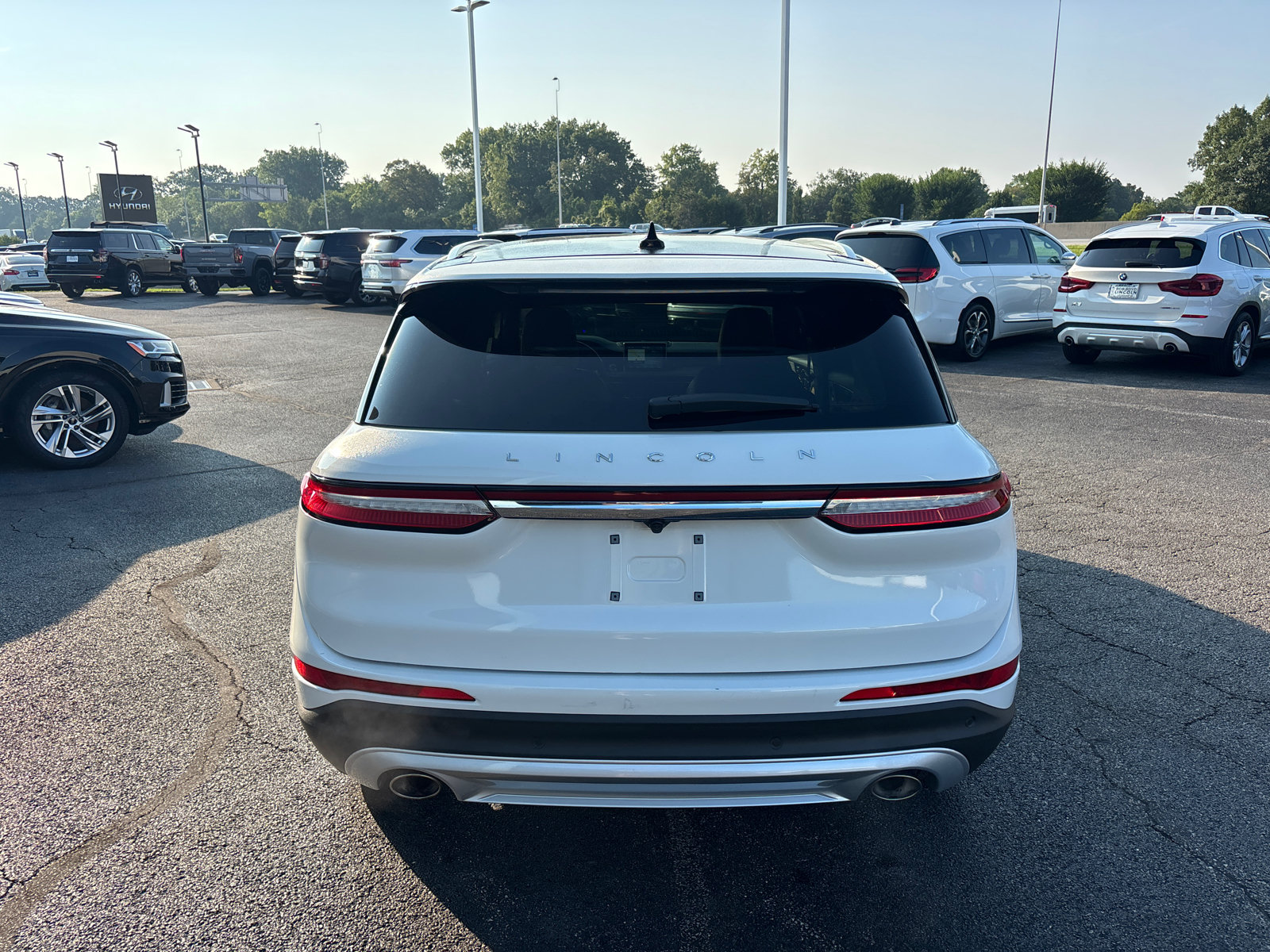 Certified 2022 Lincoln Corsair Reserve w/ Luxury Package AWD/4WD image 6