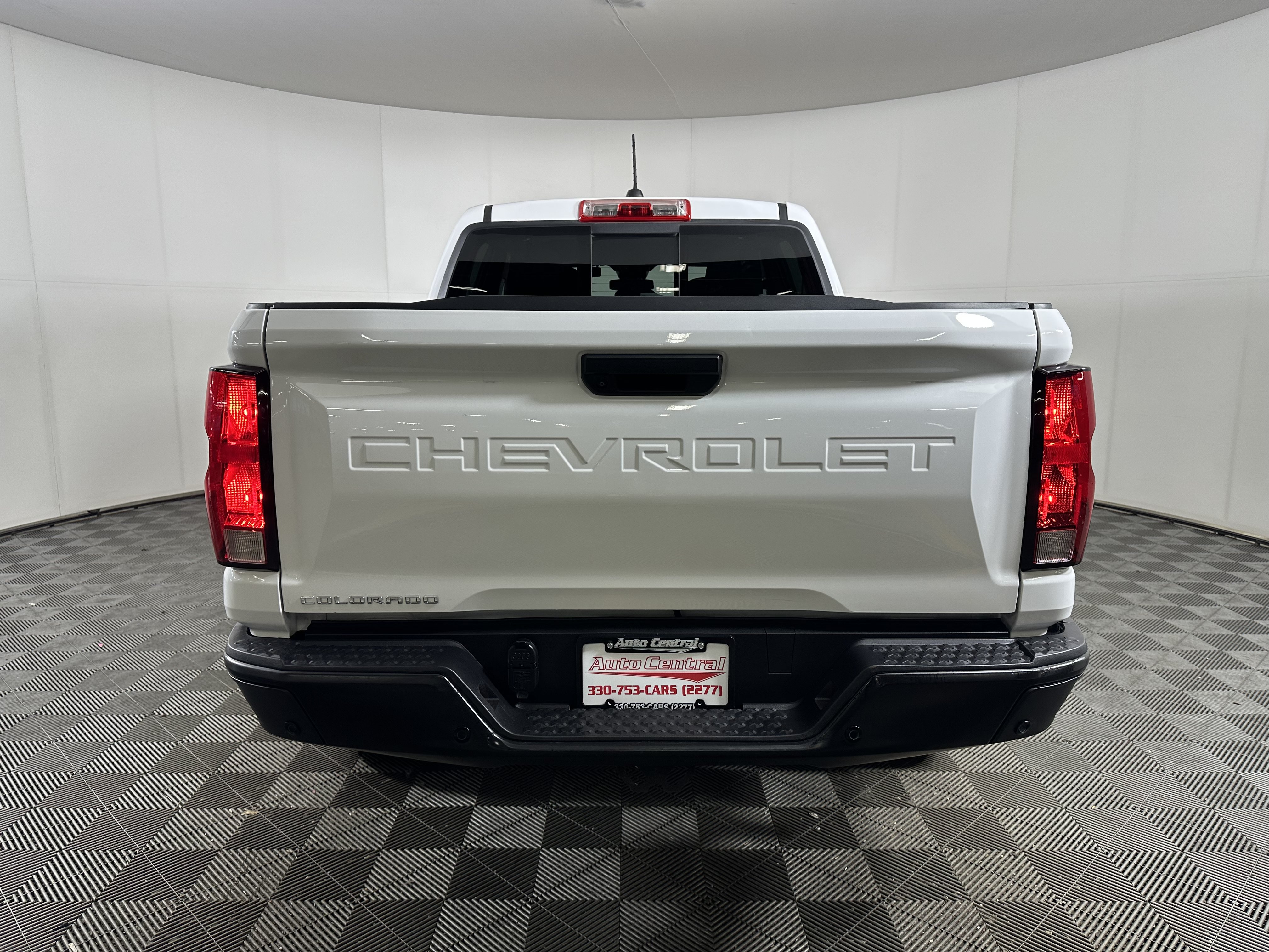 Used 2023 Chevrolet Colorado W/T w/ Safety Package AWD/4WD image 6