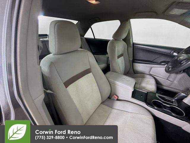 Used 2012 Toyota Camry LE FWD image 25