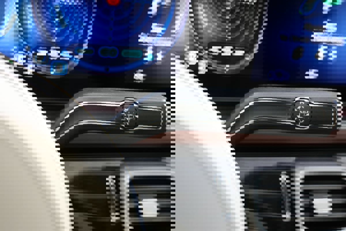 Used 2023 Mercedes-Benz Maybach GLS 600 4MATIC image 6