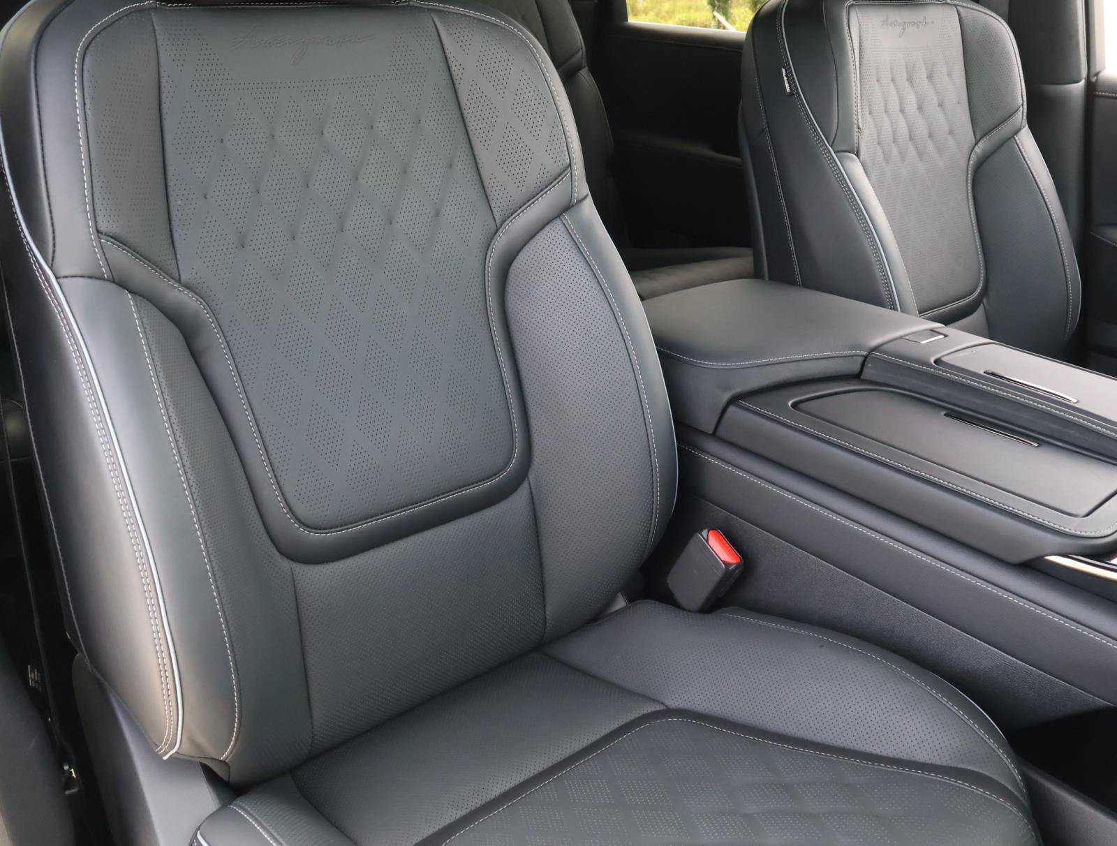 Used 2027 INFINITI QX80 Autograph AWD/4WD image 20
