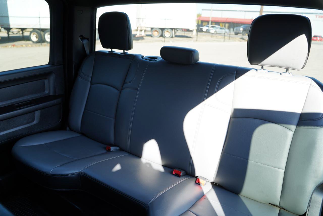 Used 2023 RAM 3500 Tradesman w/ Chrome Appearance Group AWD/4WD image 29