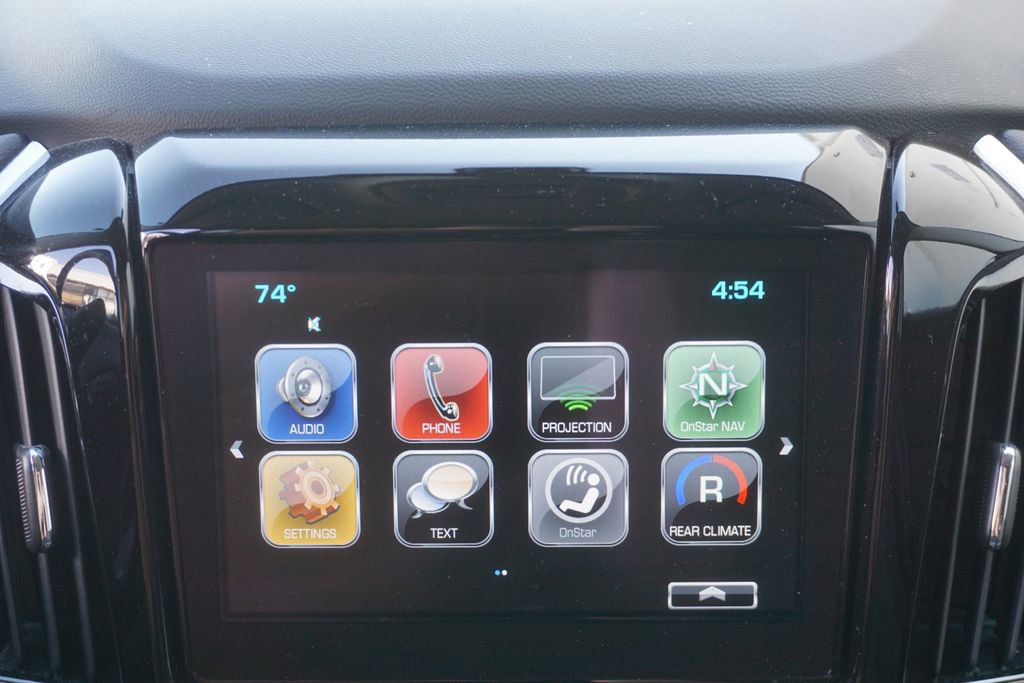 Used 2018 Chevrolet Traverse LT FWD image 11