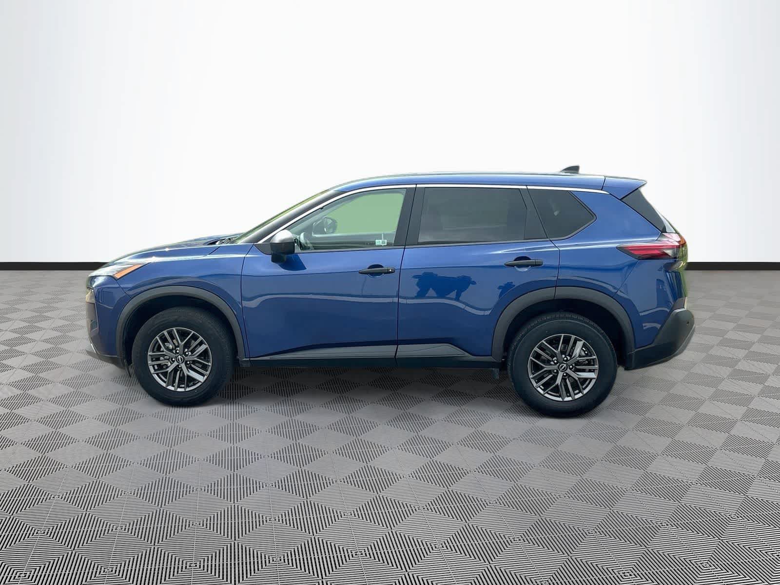 Used 2023 Nissan Rogue S FWD image 8
