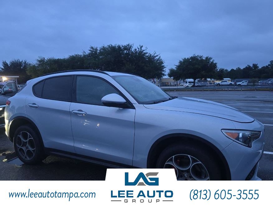 Used 2022 Alfa Romeo Stelvio Sprint image 3