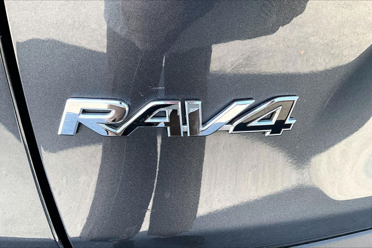 Certified 2025 Toyota RAV4 LE FWD image 50