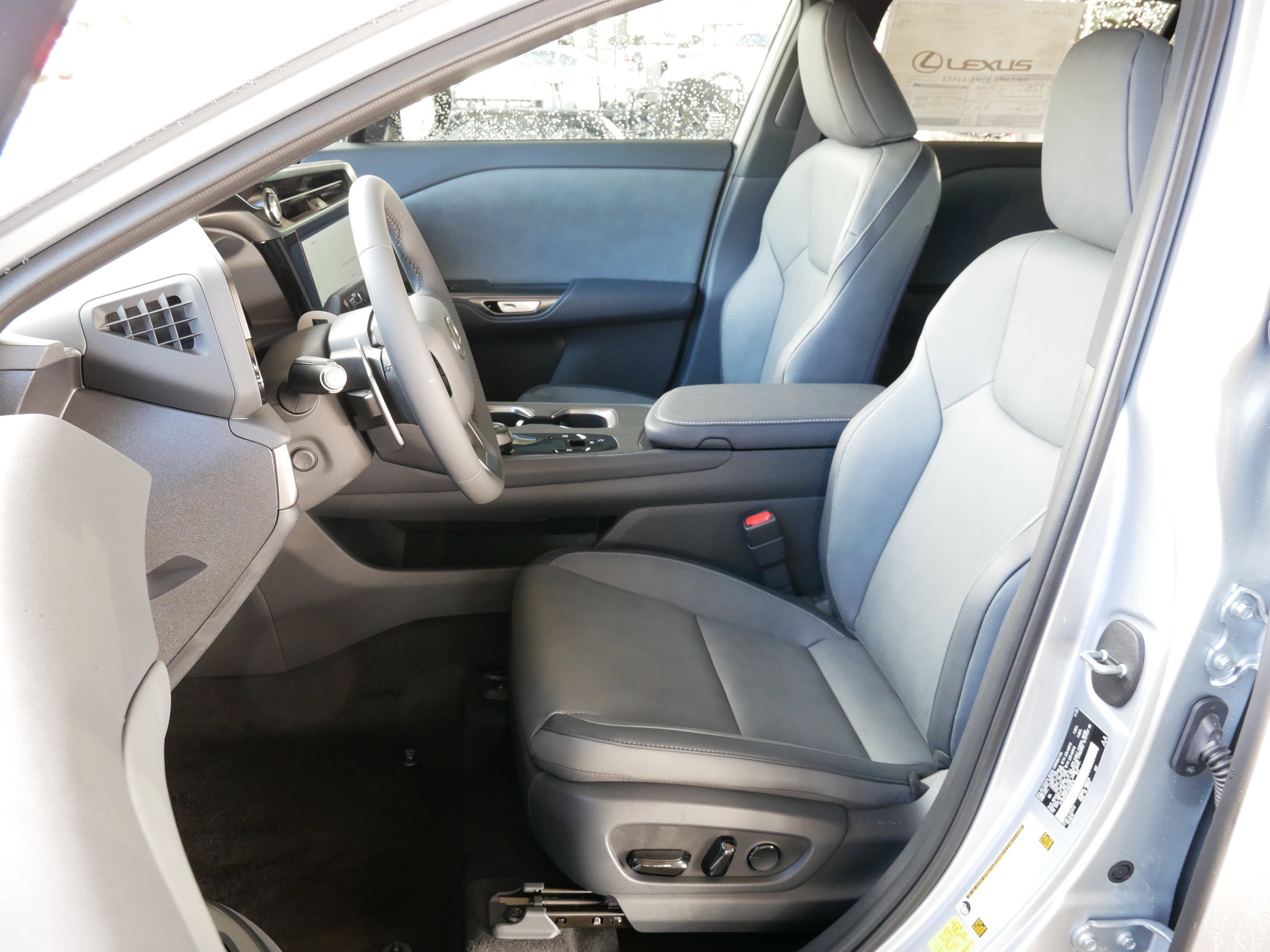 New 2026 Lexus RZ 350e 2WD image 2