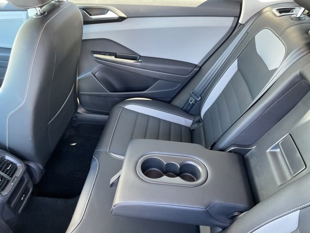 Used 2022 Volkswagen Taos SEL image 29