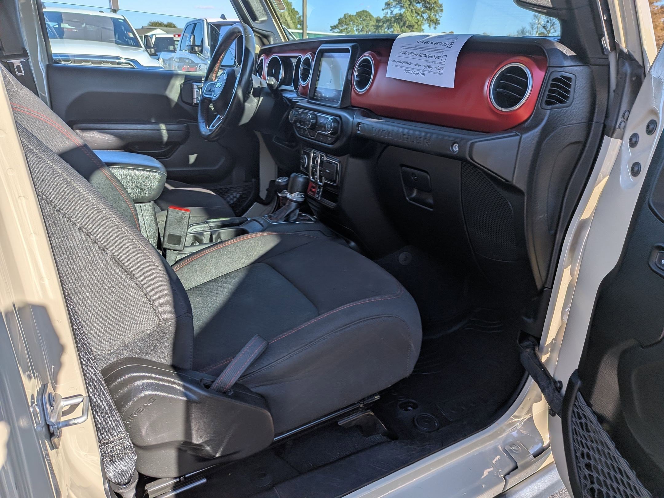 Used 2022 Jeep Wrangler Unlimited Rubicon image 31