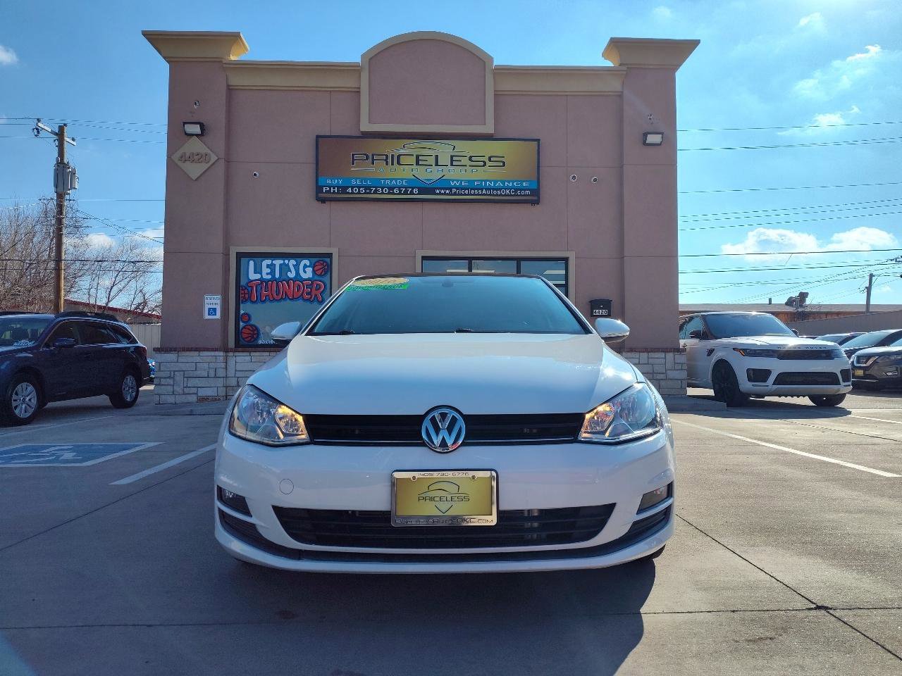 Used 2016 Volkswagen Golf SE image 9