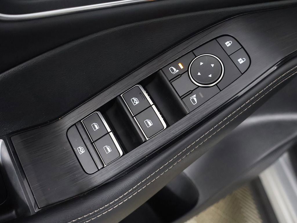 Used 2022 Nissan Rogue Platinum w/ Head-Up Display Package AWD/4WD image 38