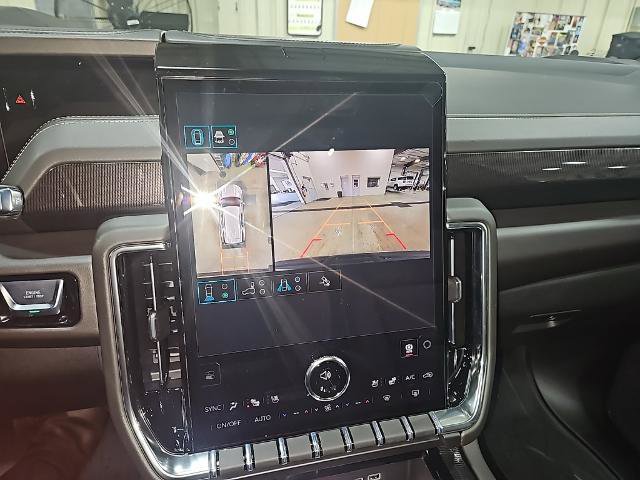 New 2026 GMC Yukon Elevation image 15