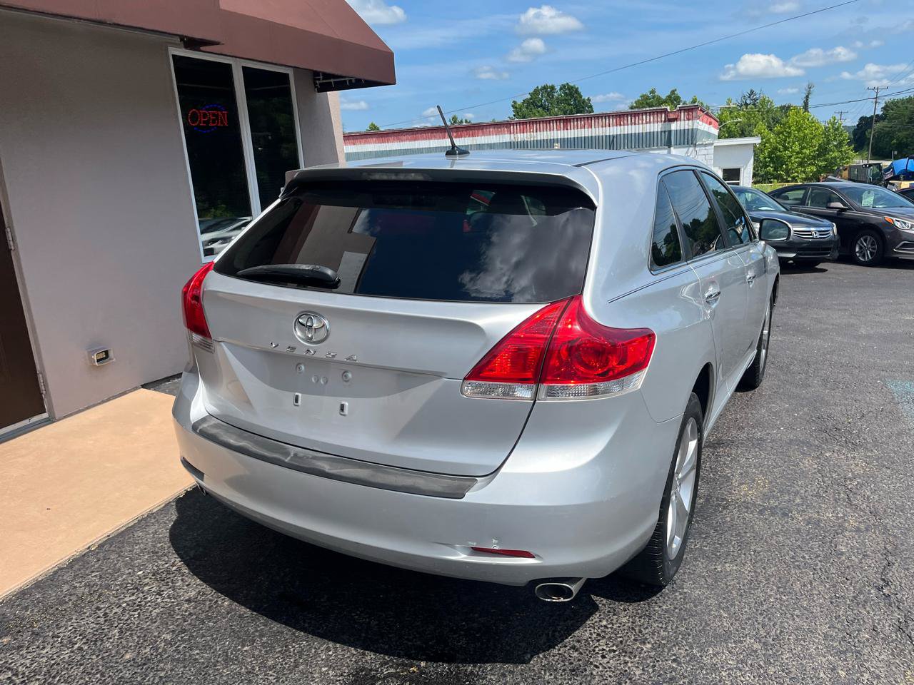 Used 2009 Toyota Venza FWD image 6