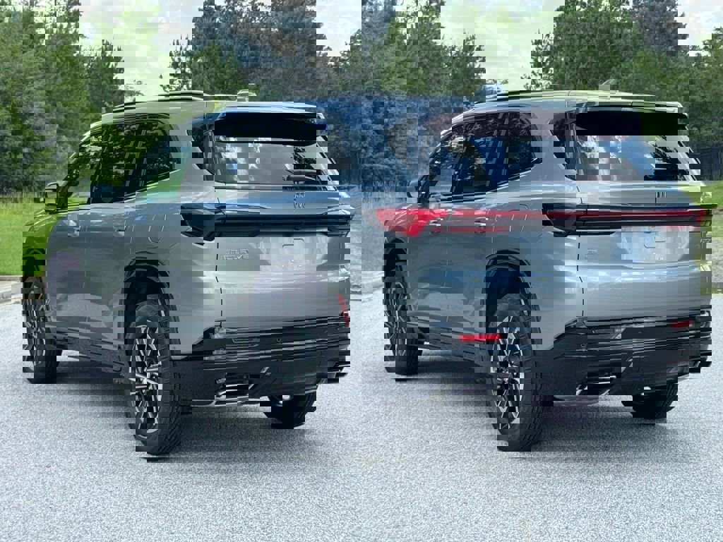 New 2025 Buick Enclave Sport Touring w/ Super Cruise Package image 11