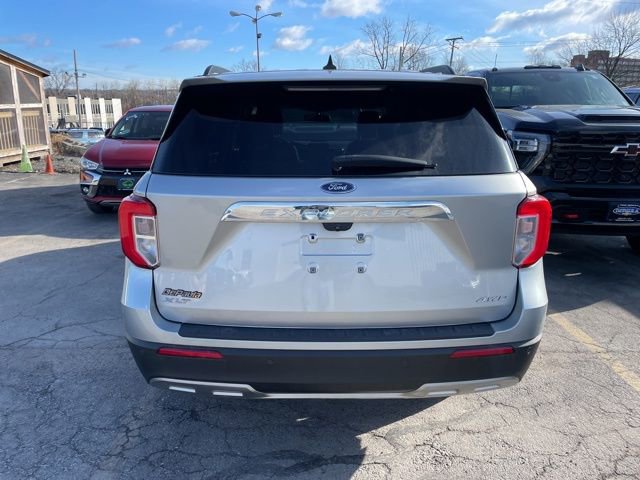 Used 2021 Ford Explorer XLT w/ Equipment Group 202A image 7