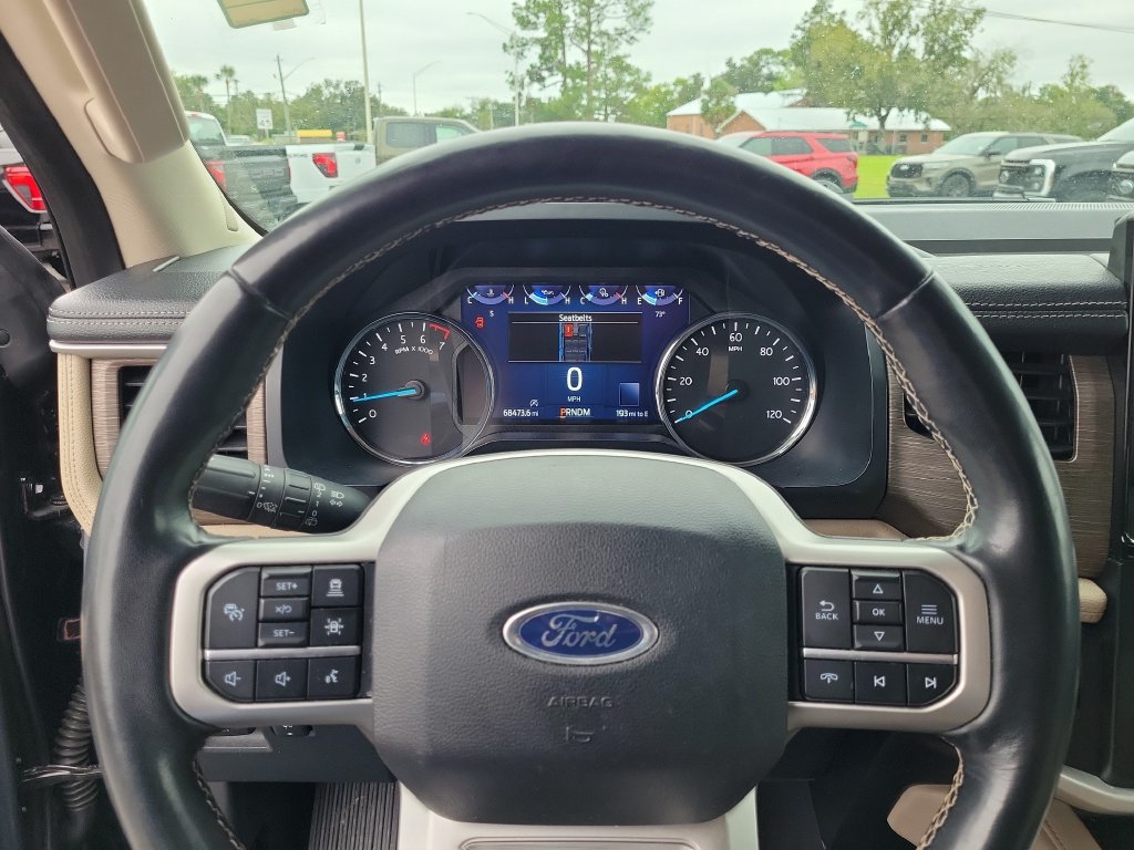 Used 2024 Ford Expedition Limited RWD image 32