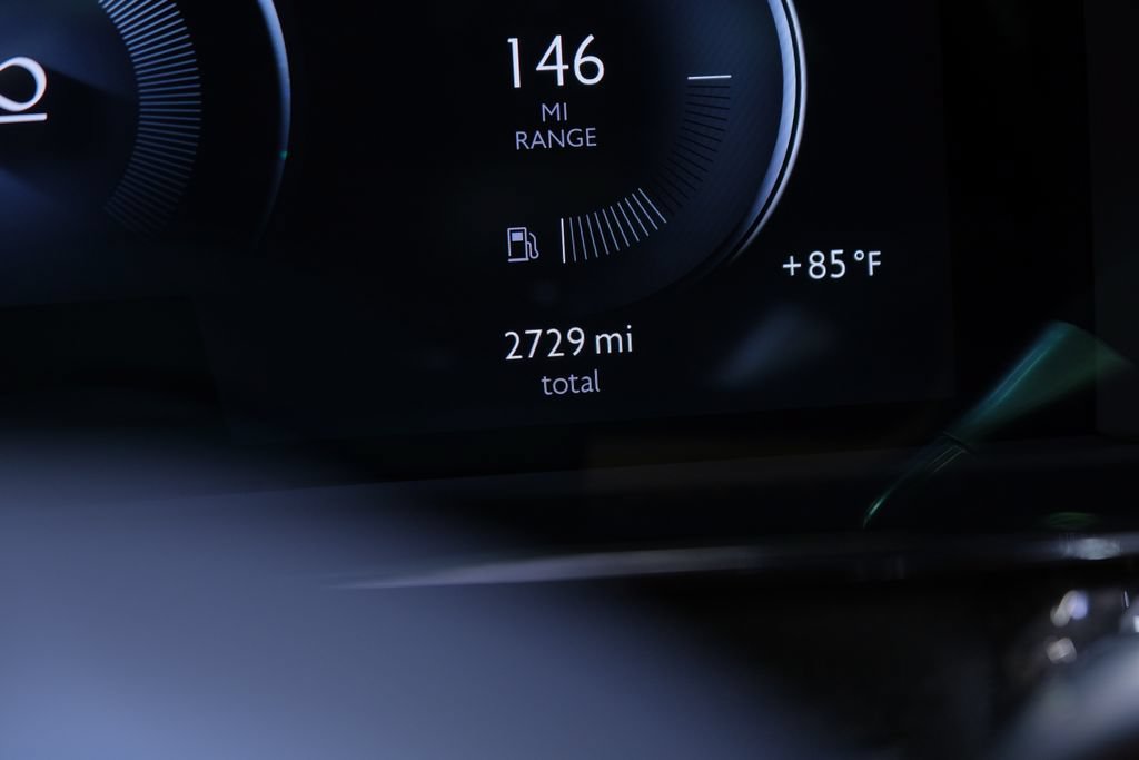 Used 2025 Rolls-Royce Cullinan Black Badge AWD/4WD image 60